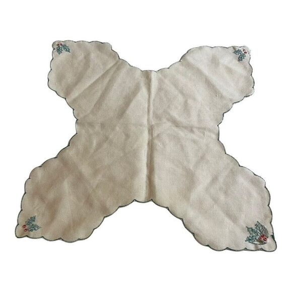 Cloth Basket Bread Roll Liner Embroidered Holly Scalloped Edges 16” Vintage - Picture 5 of 5